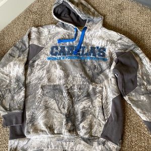 cabela’s sweatshirt